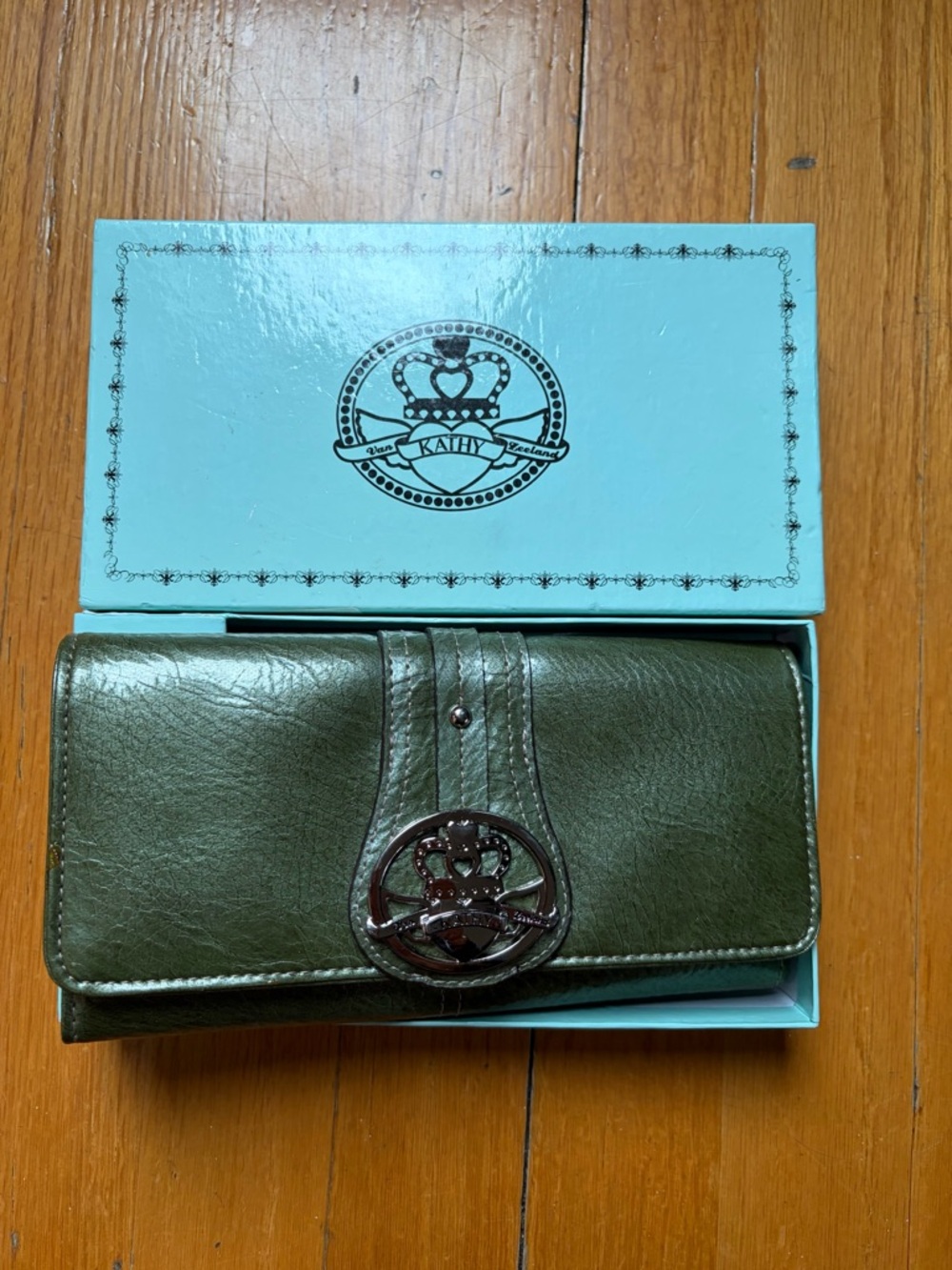 Kathy Van  Zeeland Olive Green Leather Clutch Wallet